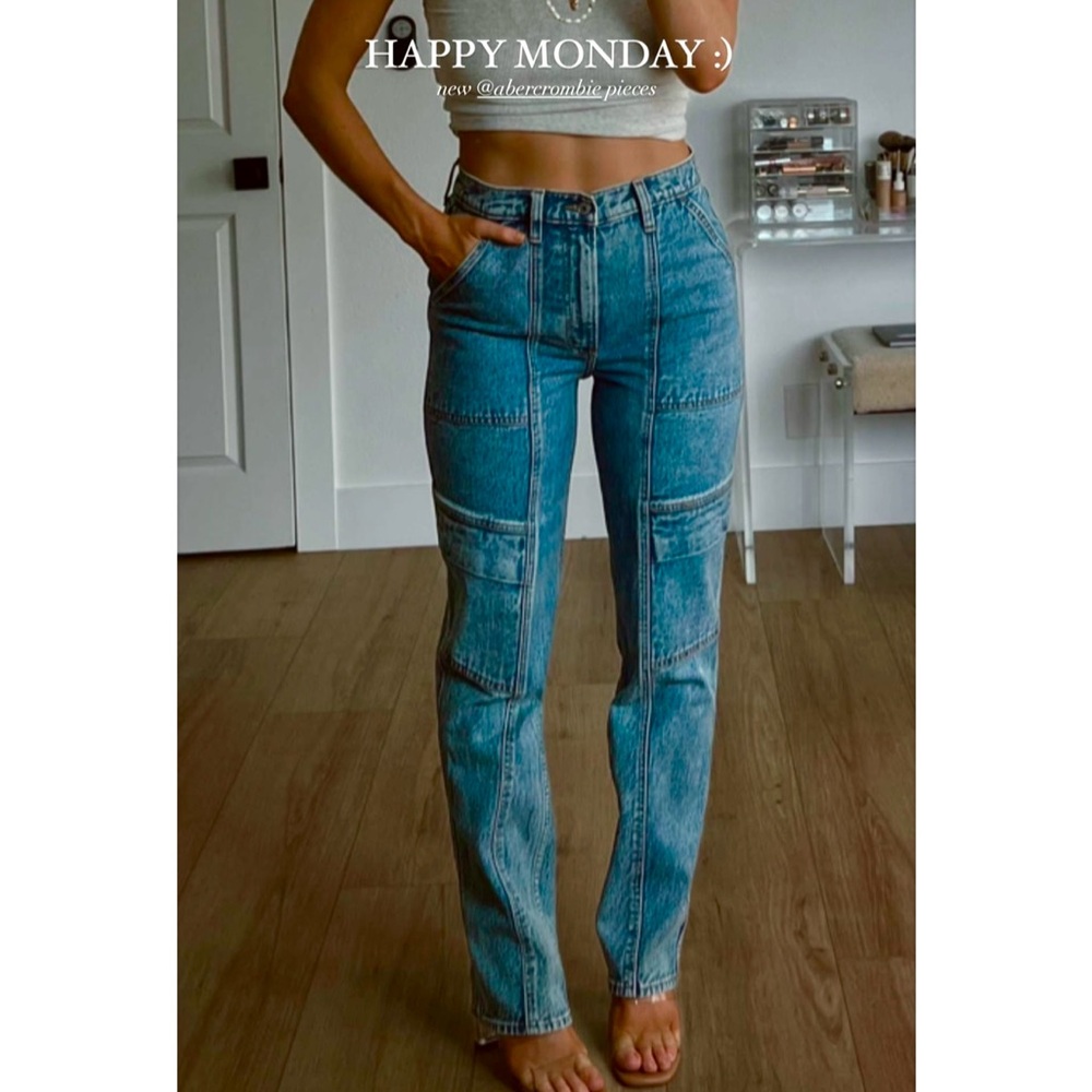 Abercrombie and Fitch Ultra High Rise cargo